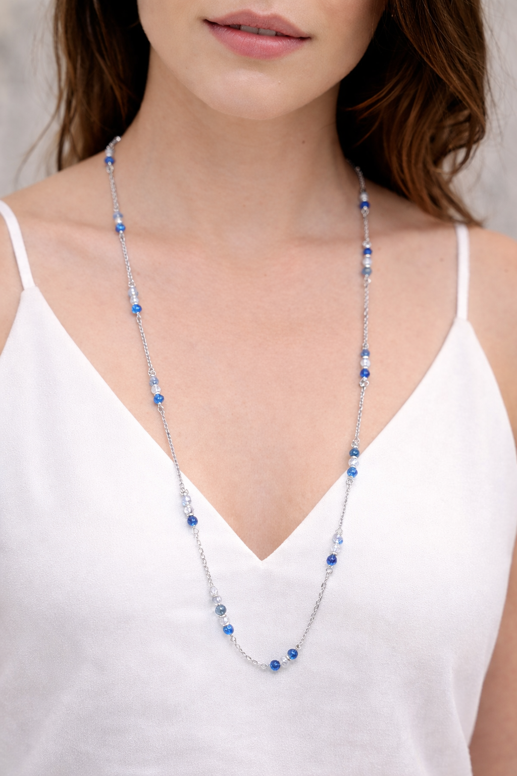 Collana in acciaio diamantato e pietre naturali