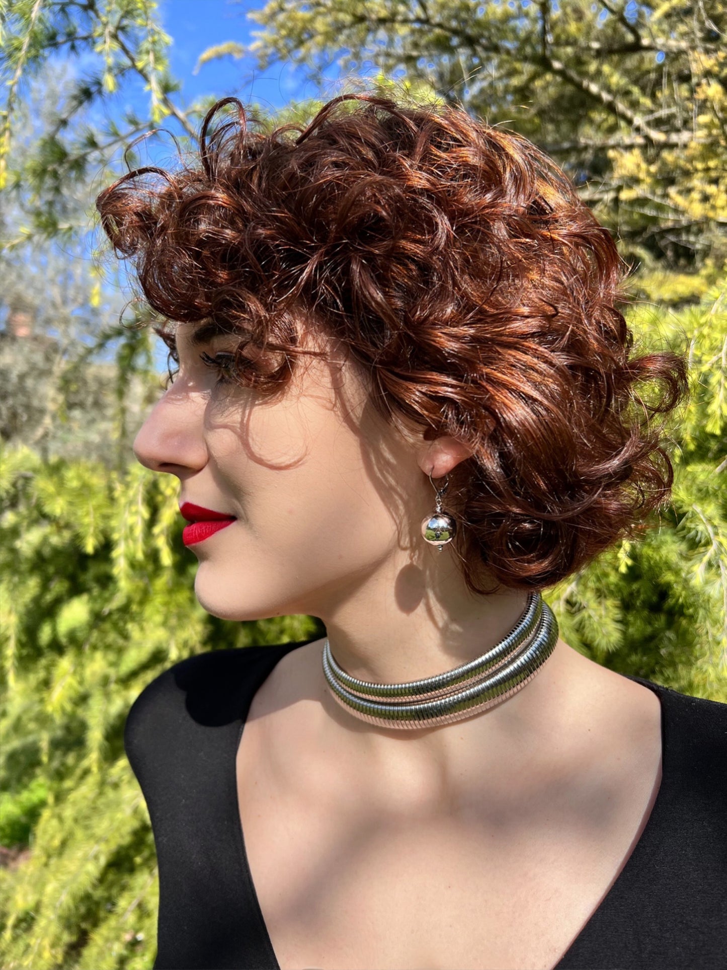 Girocolli e orecchini in acciaio