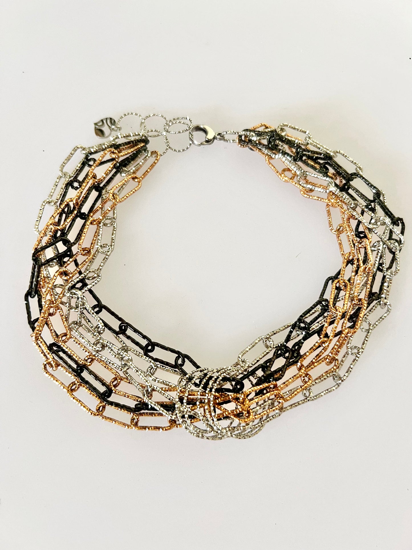 Girocollo in acciaio