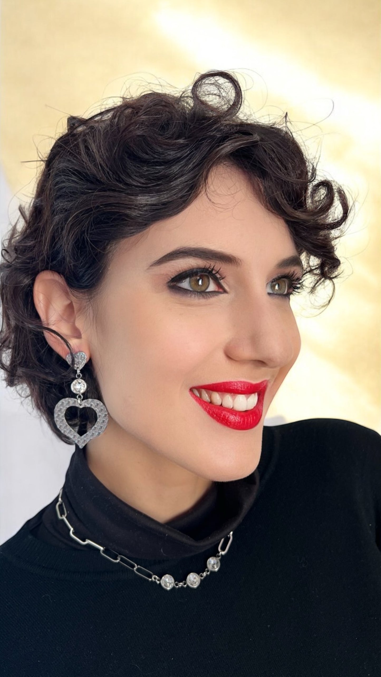 Orecchini e girocollo in acciaio e cristalli