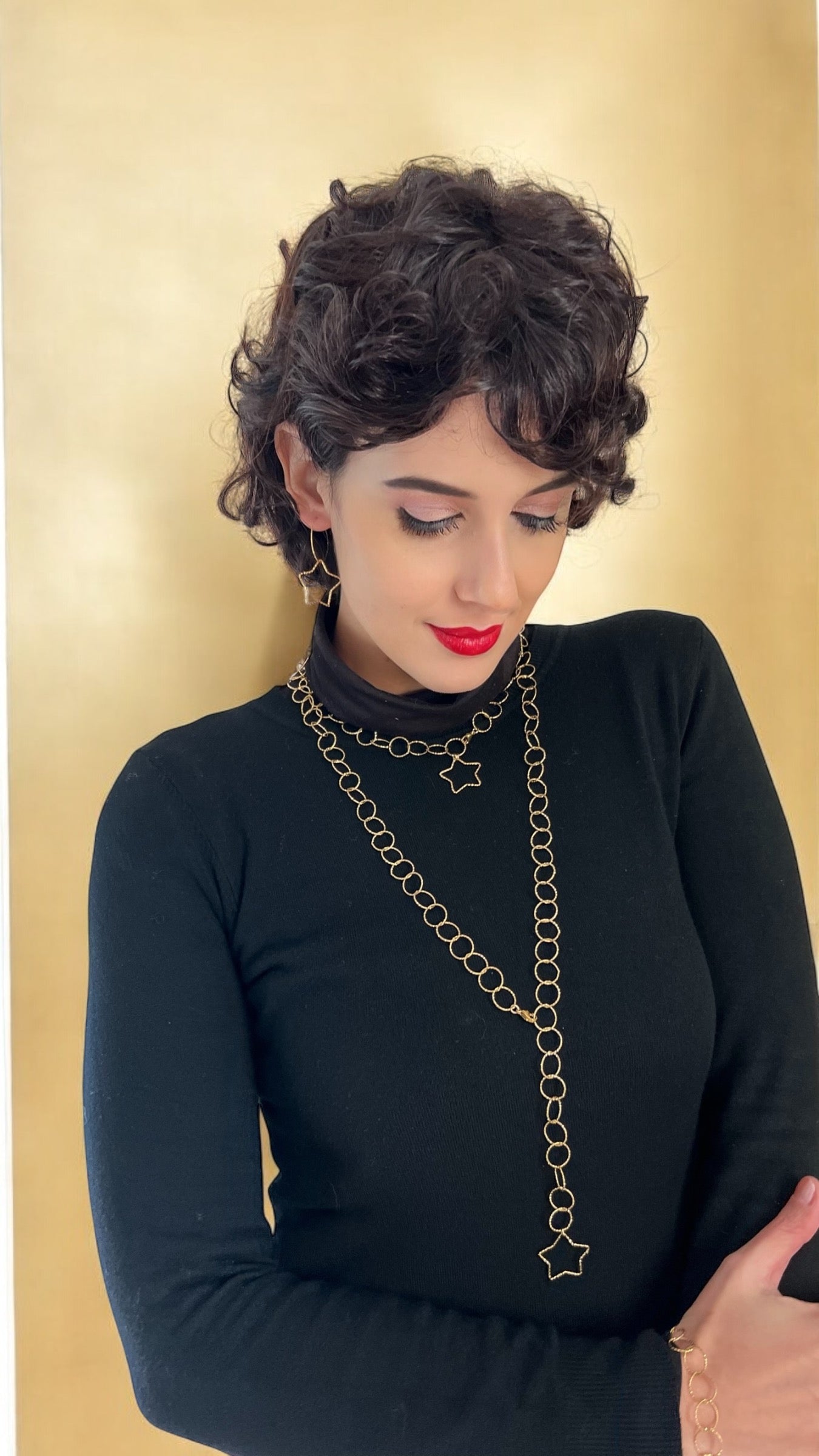 Orecchini e collane in acciaio