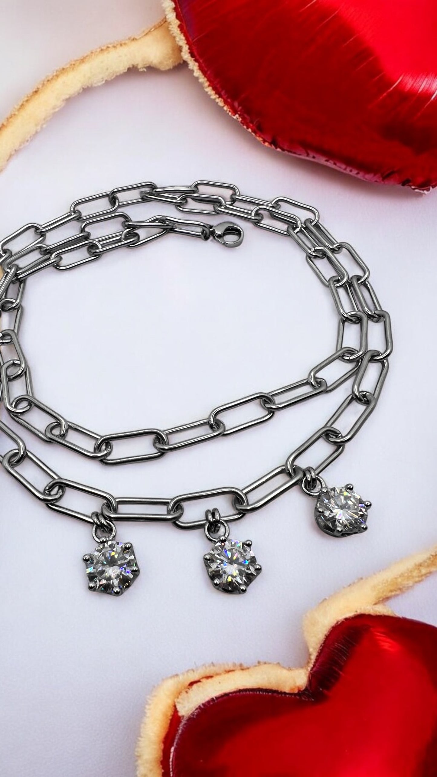 Girocollo in acciaio e moissanite