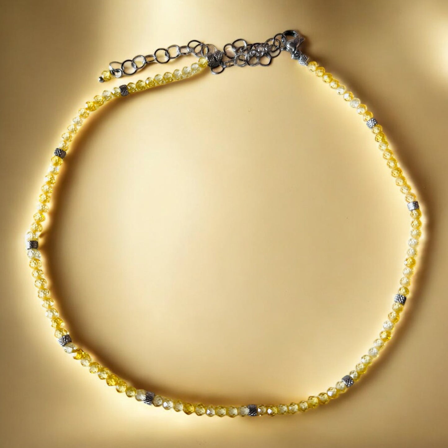 Girocollo in acciaio e zirconi