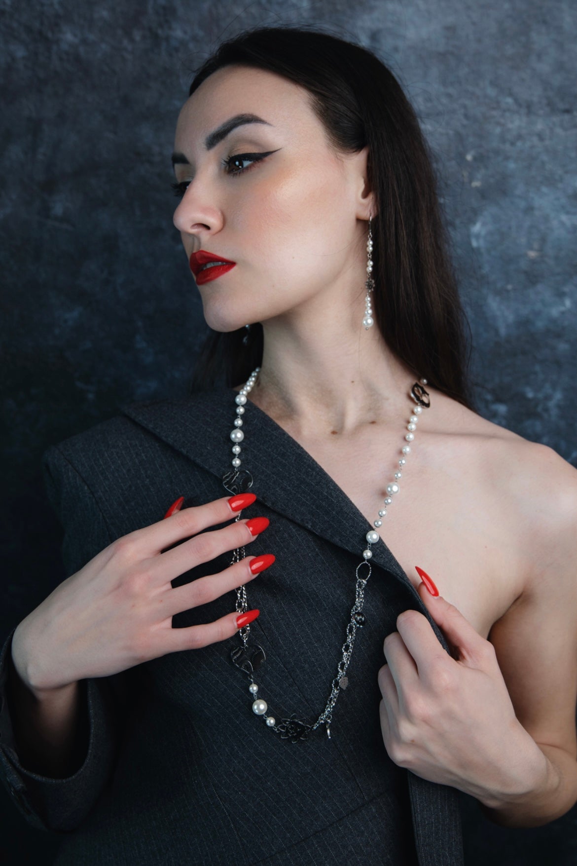 Collana in acciaio E perle di conchiglia firmata Vizio Gioielli 