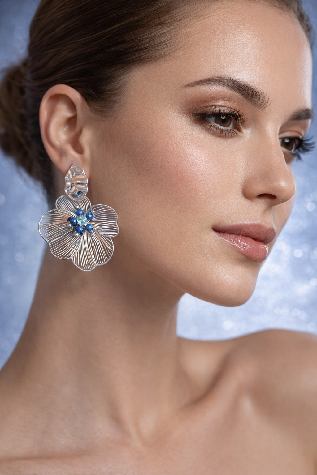 Mono Orecchino Fiore in Acciaio con Cristalli blu firmato Vizio Gioielli