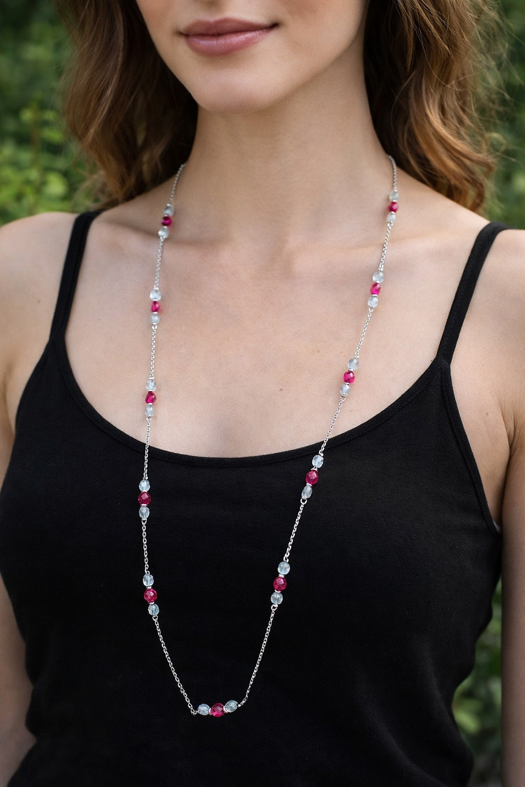 Collana in acciaio diamantato e pietre naturali