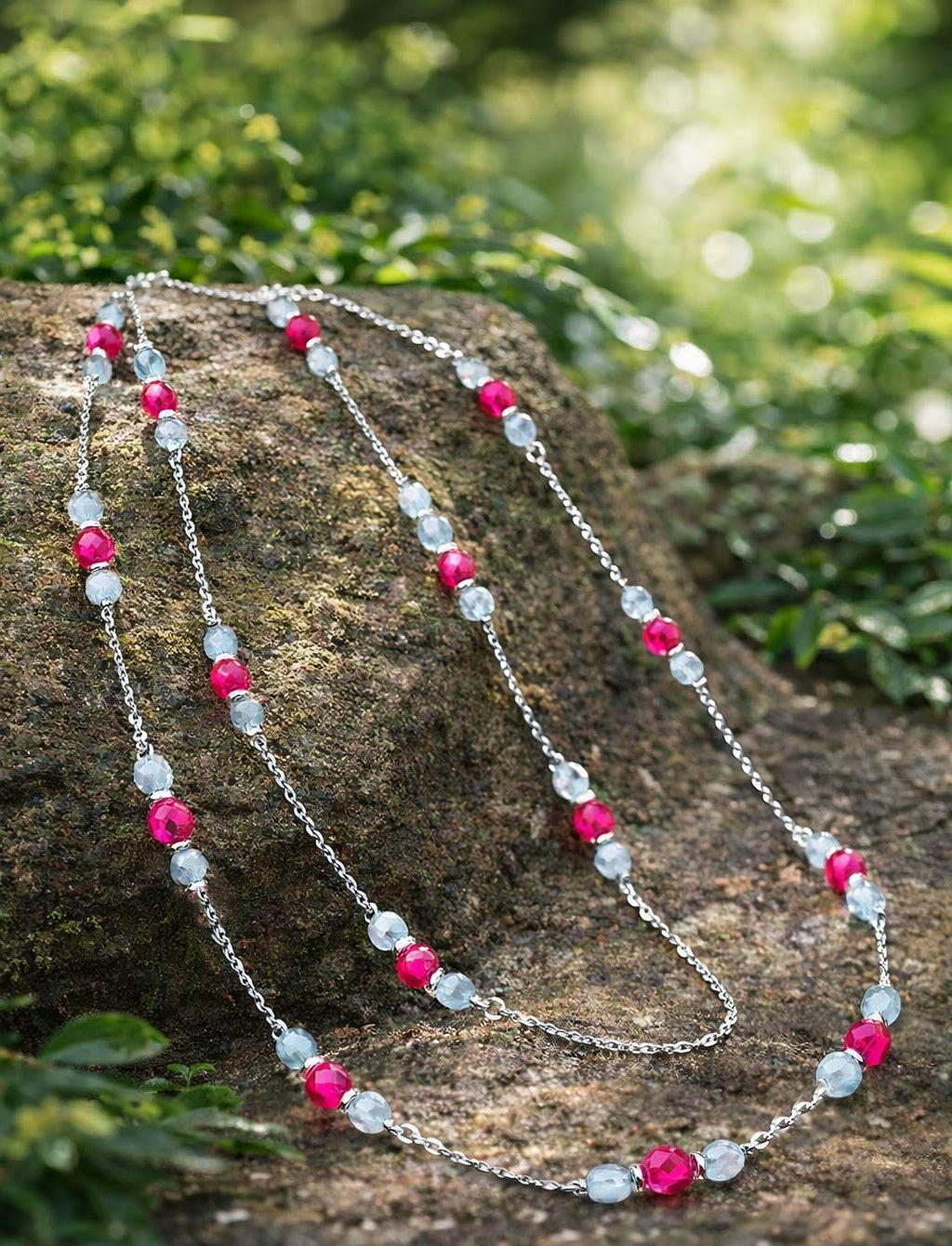 Collana in acciaio diamantato e pietre naturali