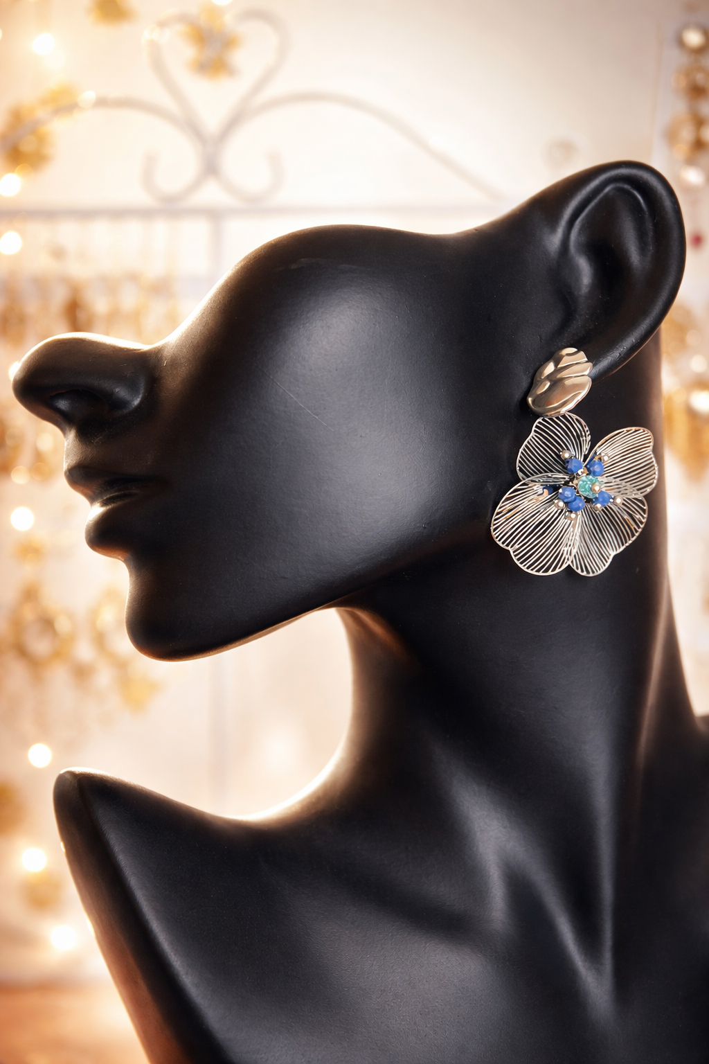 Mono Orecchino Fiore in Acciaio con Cristalli blu firmato Vizio Gioielli