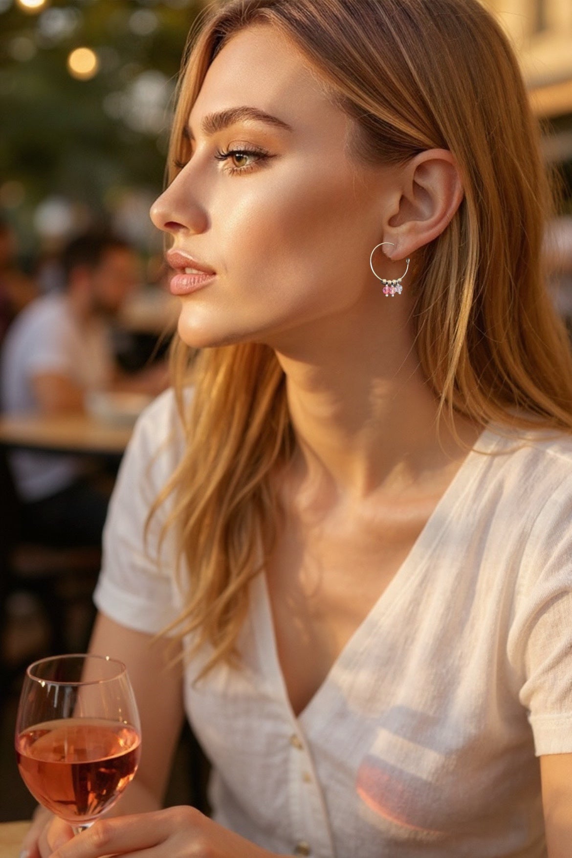 Mono orecchino in acciaio e cristalli