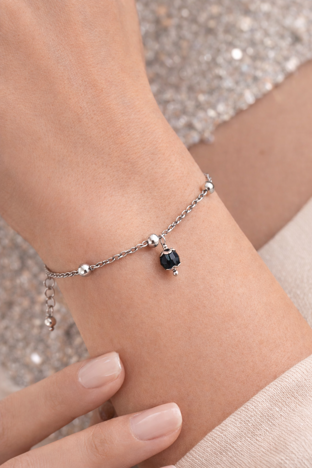 Bracciale in Acciaio con Cristallo nero firmato Vizio Gioielli