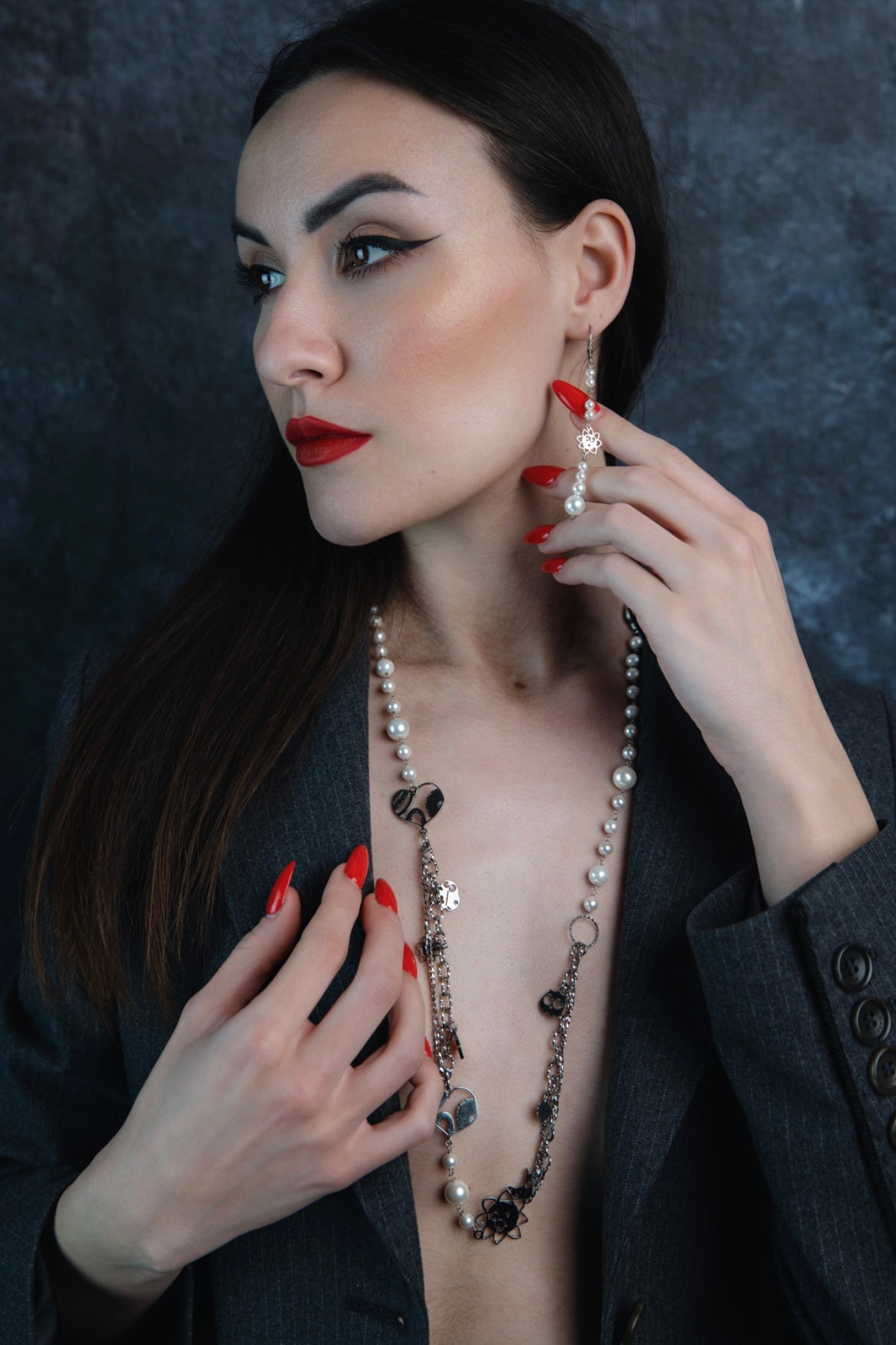 Collana in acciaio E perle di conchiglia firmata Vizio Gioielli 