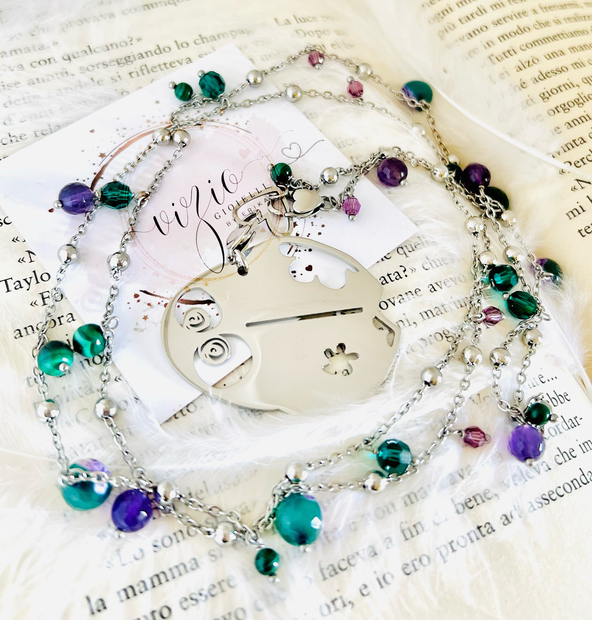 Collana in acciaio e pietre naturali  con ciondolo coccinella in acciaio firmato Vizio Gioielli