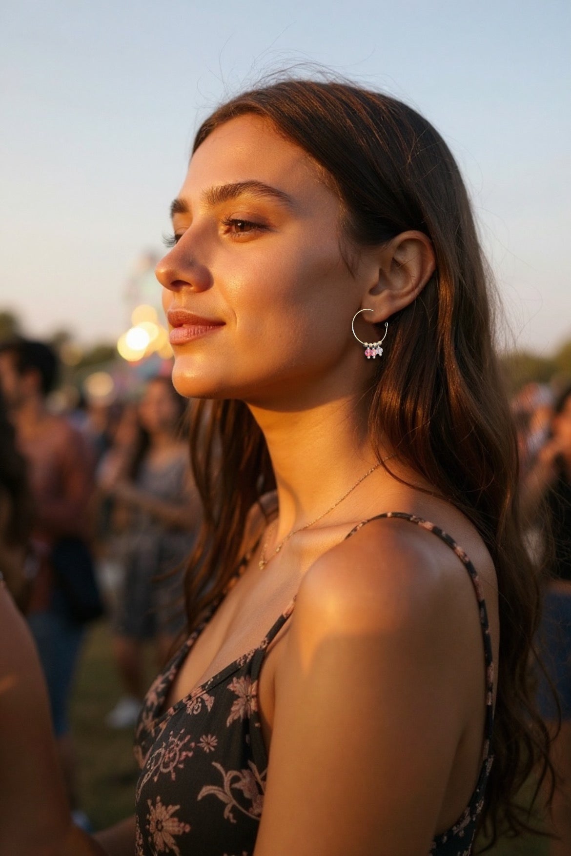 Mono orecchino in acciaio e cristalli