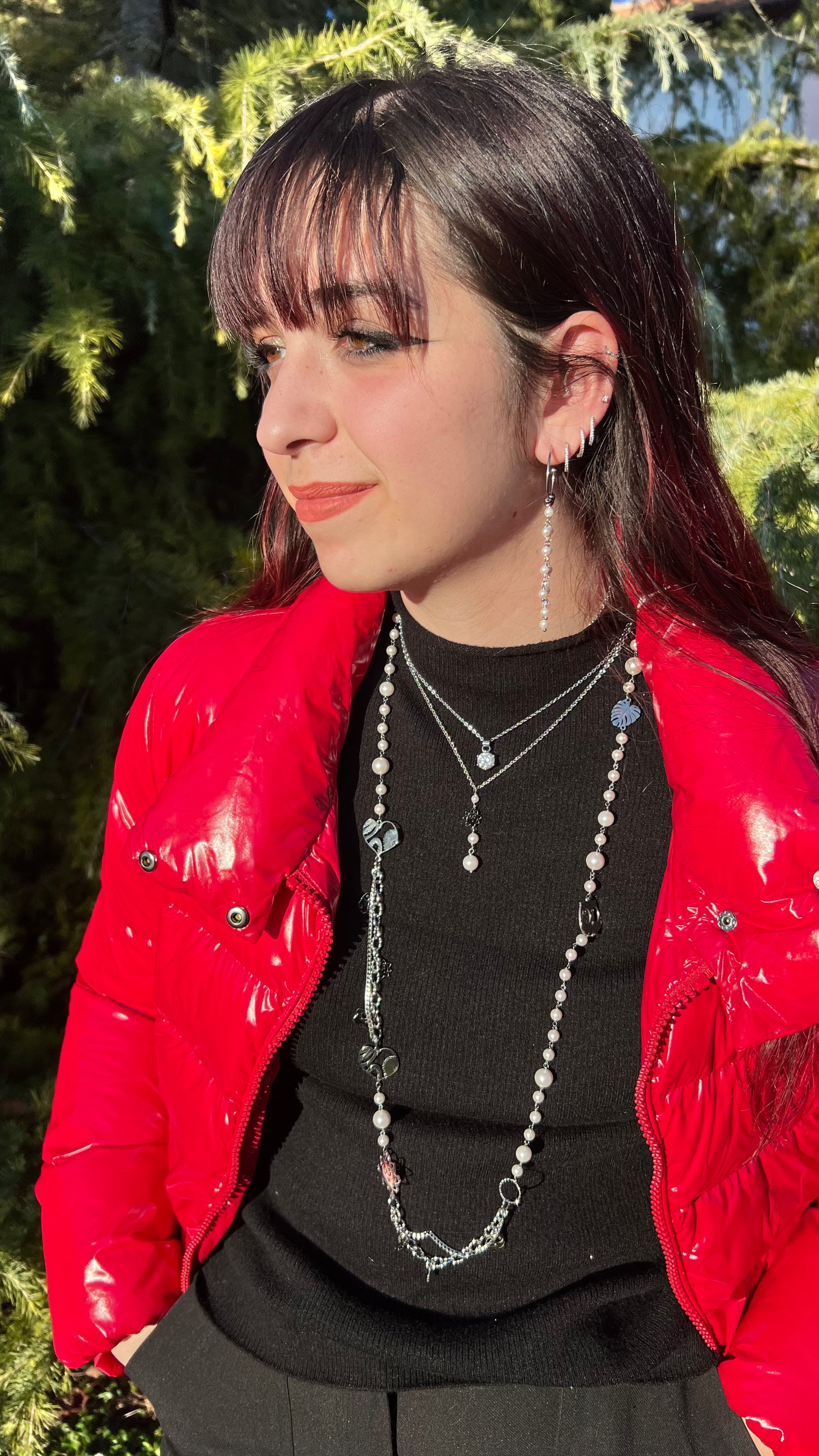 Collana in acciaio e perle di madreperla 