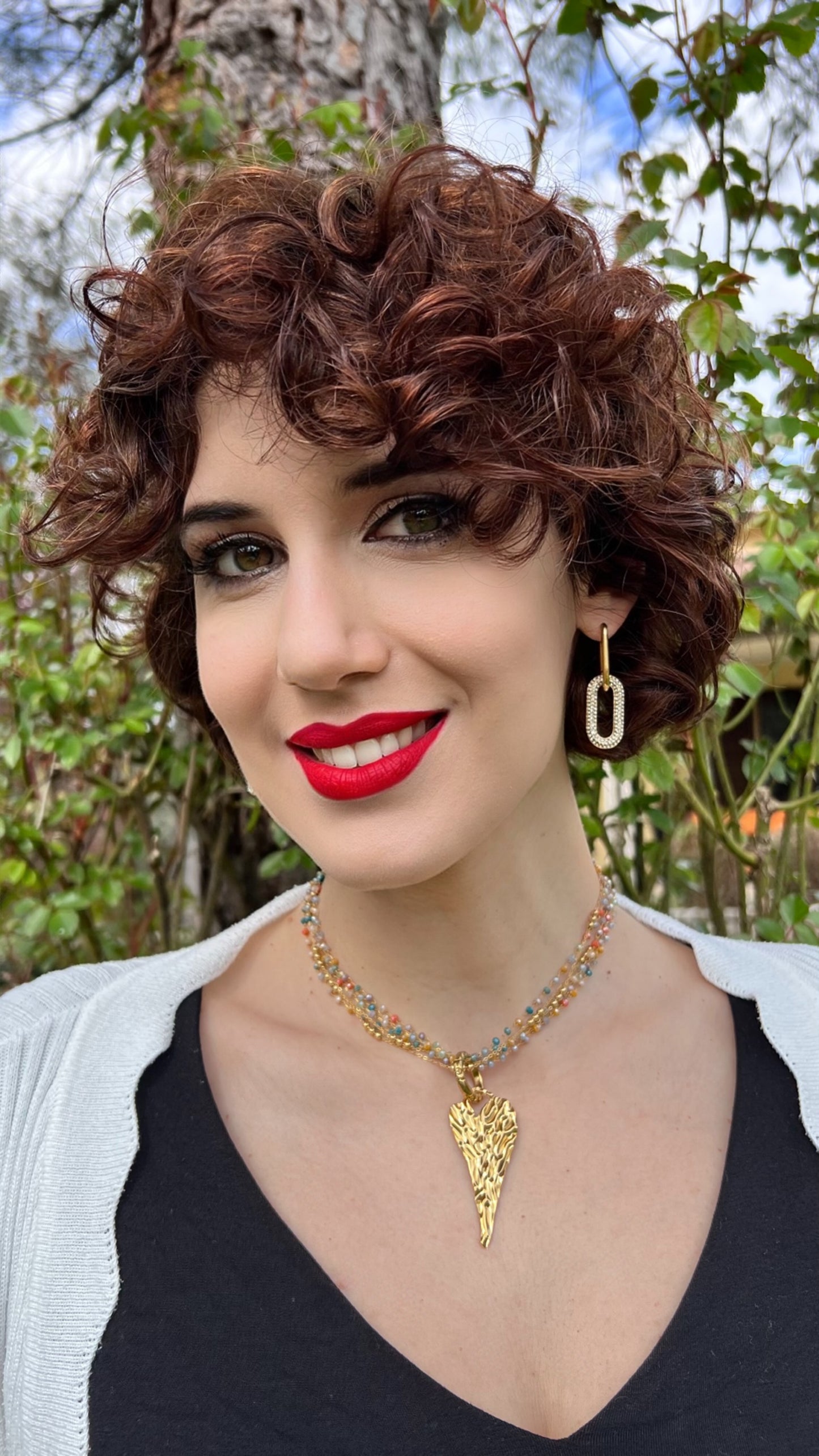 Girocollo multifilo in acciaio e cristalli con pendente cuore