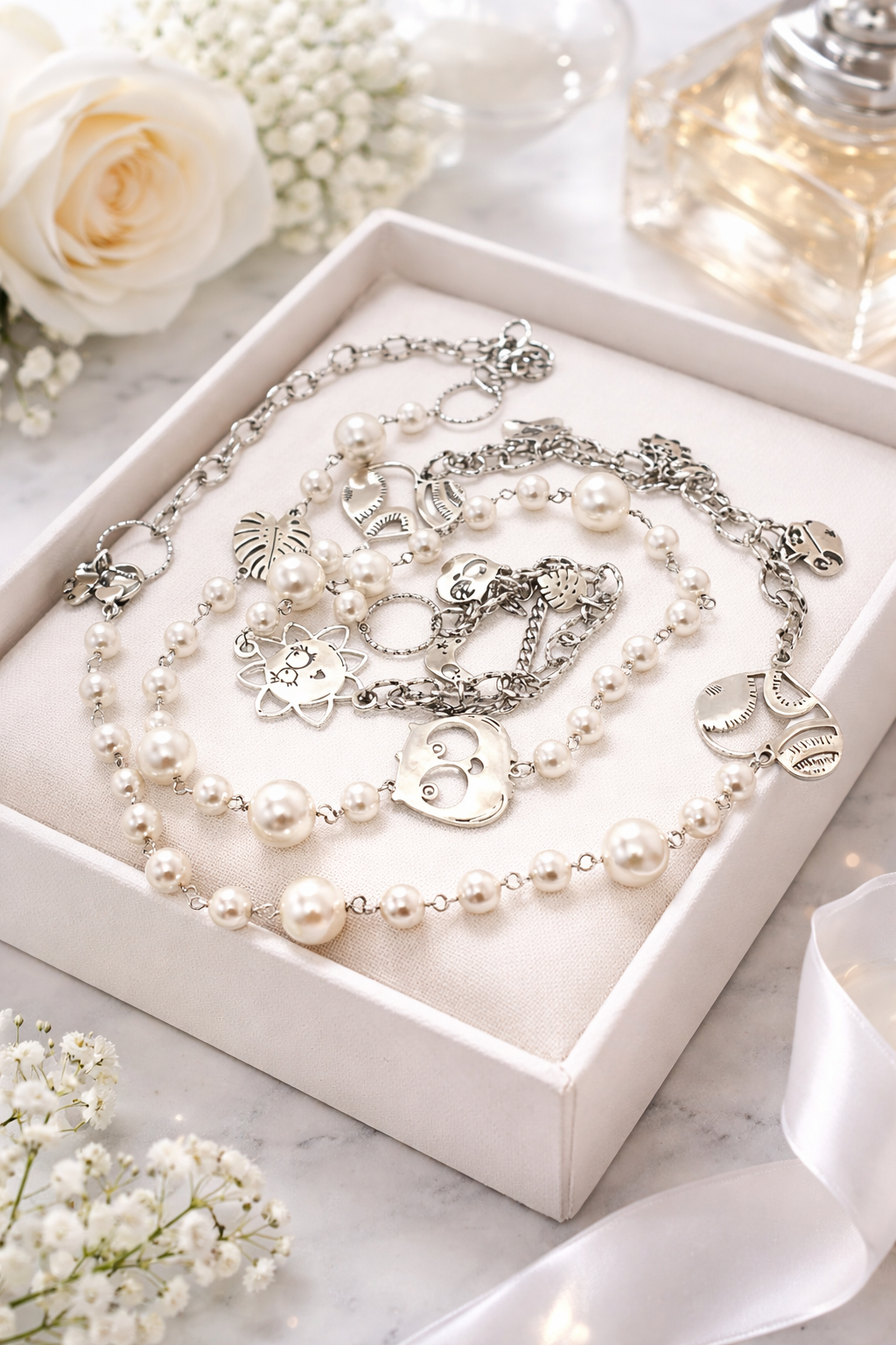 Collana in acciaio E perle di conchiglia firmata Vizio Gioielli 