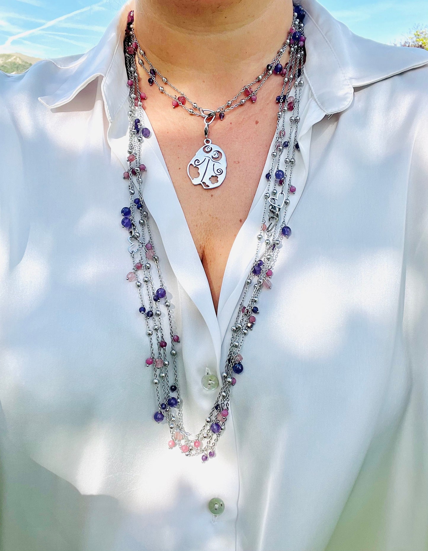 Collana in acciaio e pietre semipreziose