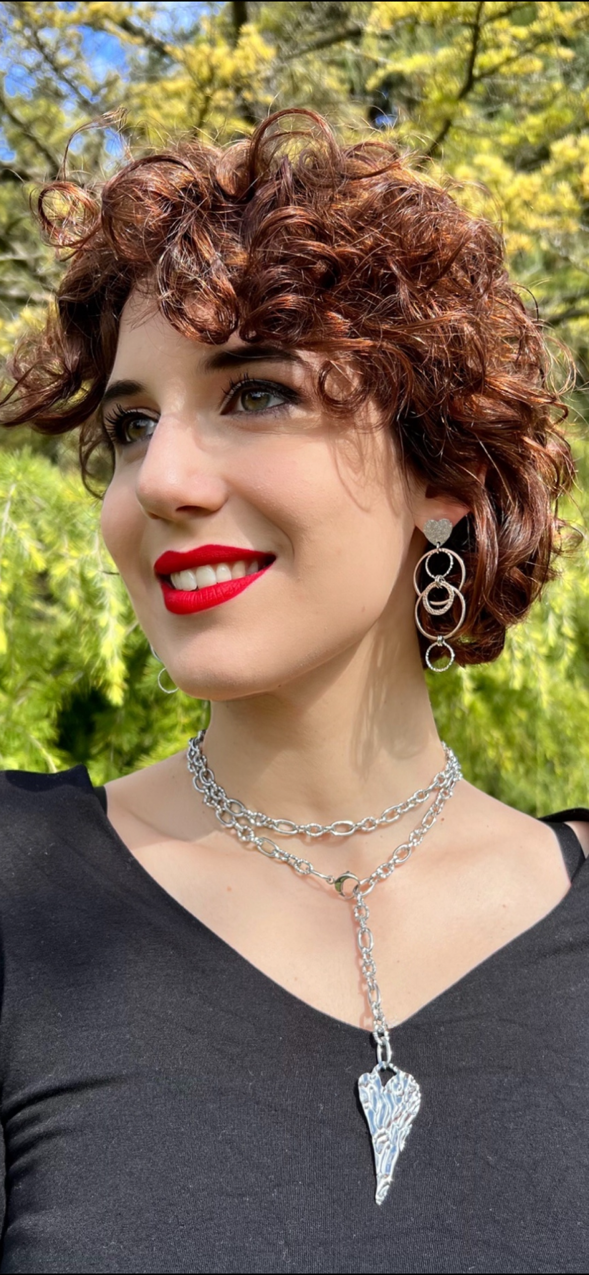 Orecchini e collana in acciaio