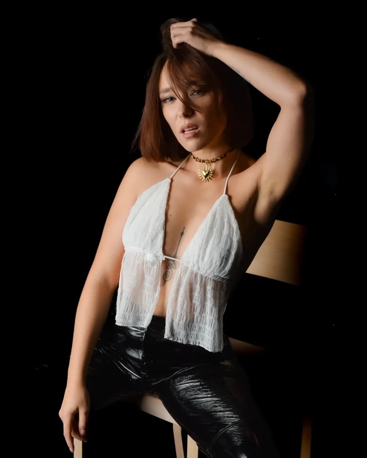 Girocollo in tessuto e acciaio