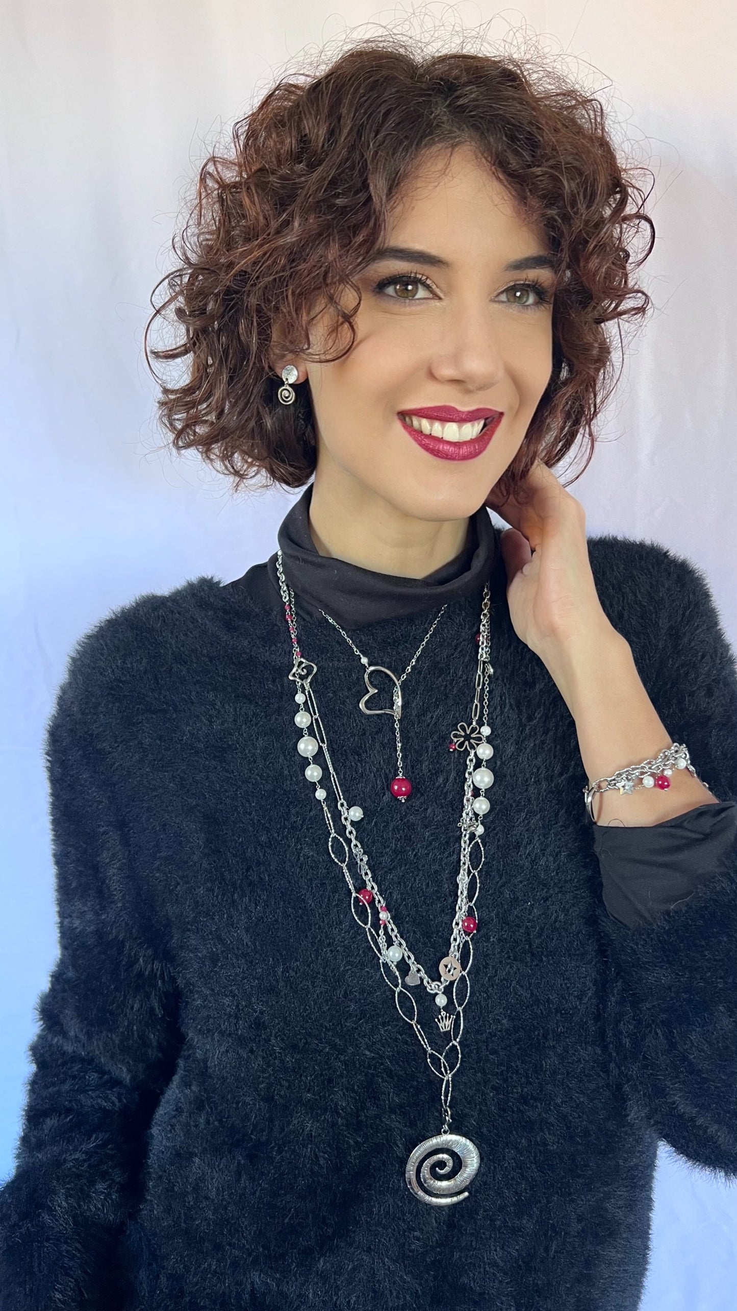 Bracciale acciaio rubino lab e perle di conchiglia