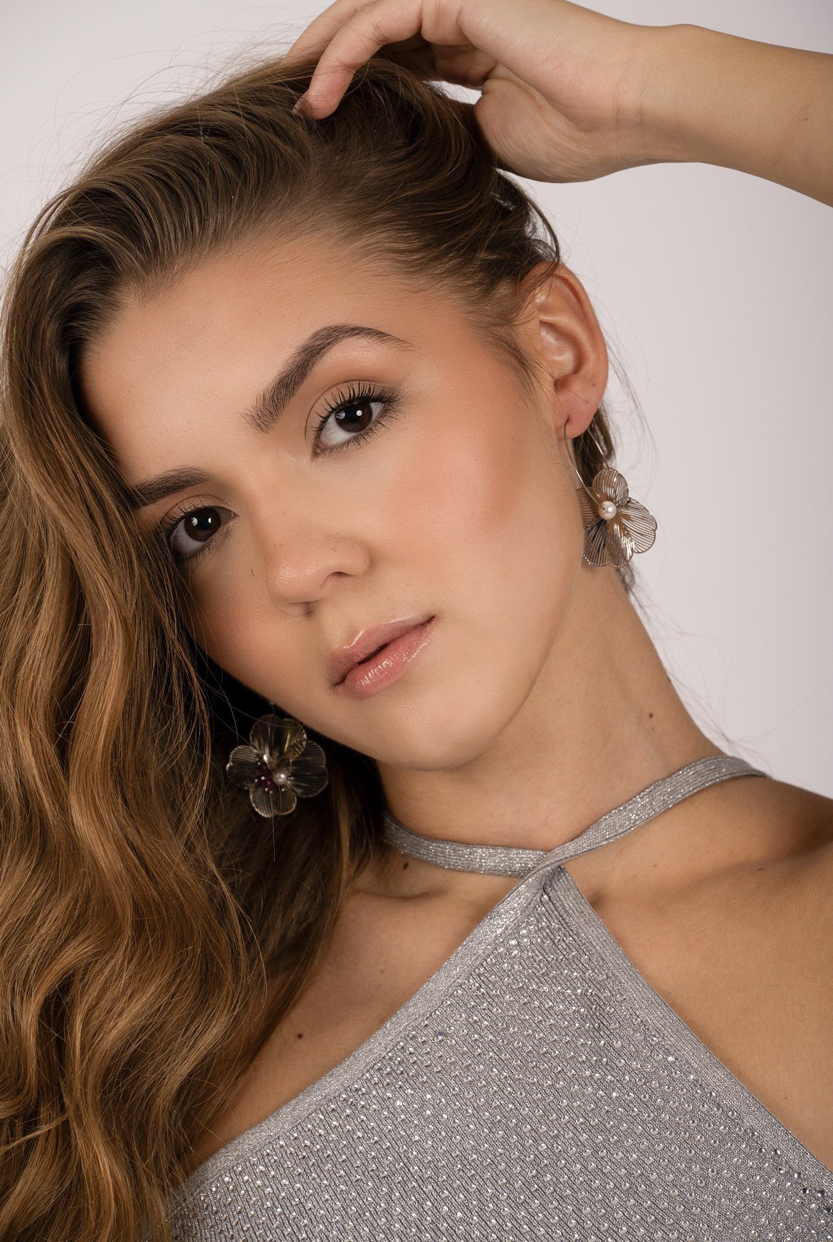 Mono orecchino Fiore acciaio e perla di conchiglia