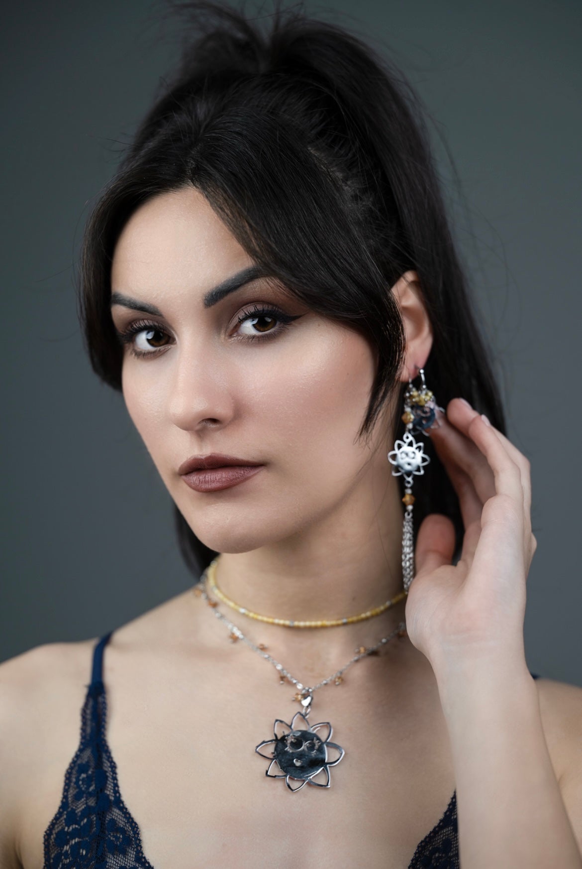 Girocollo e orecchini in acciaio e cristalli Swarovski