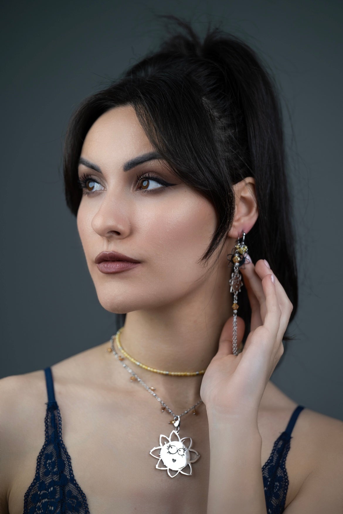 Girocollo e orecchini in acciaio e cristalli Swarovski