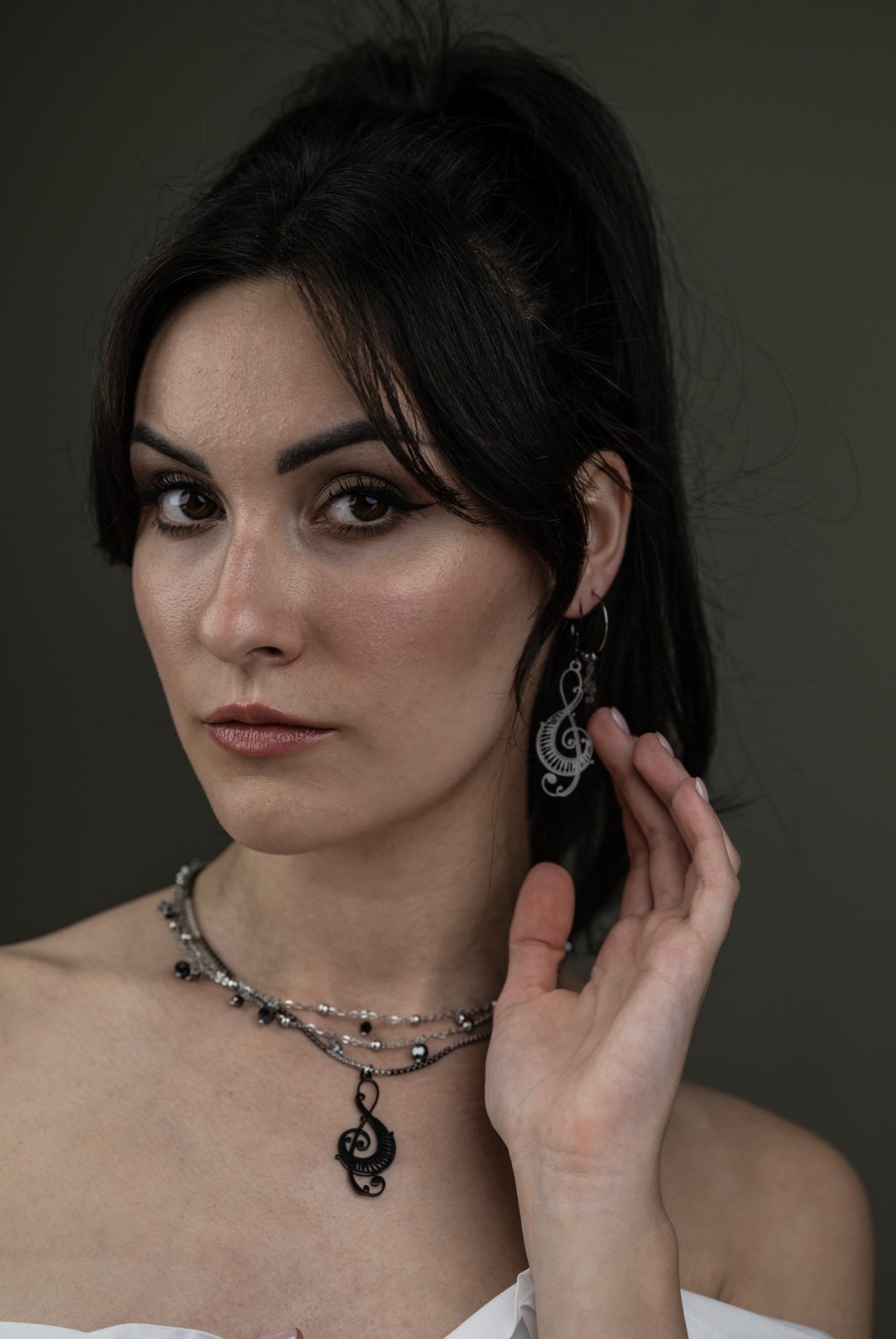 Mono Orecchino in Acciaio nero