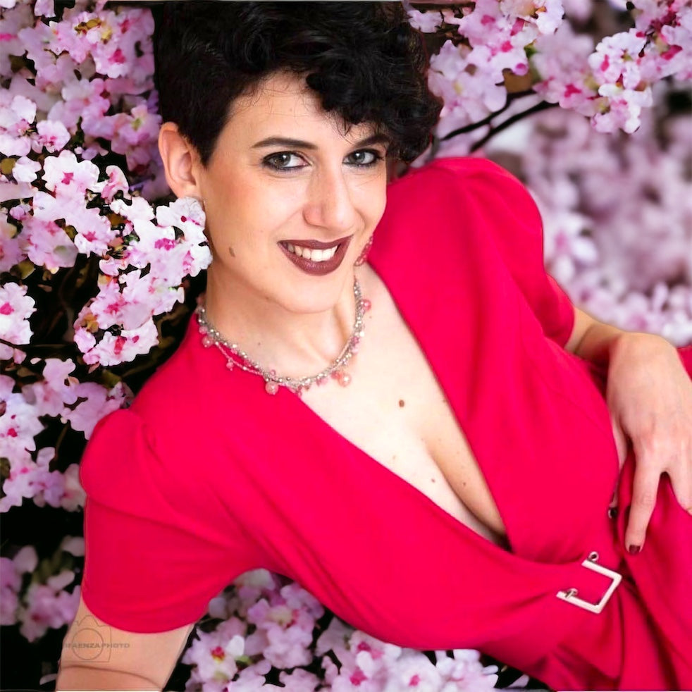 Girocollo multifilo in acciaio con agate elettrolucidate