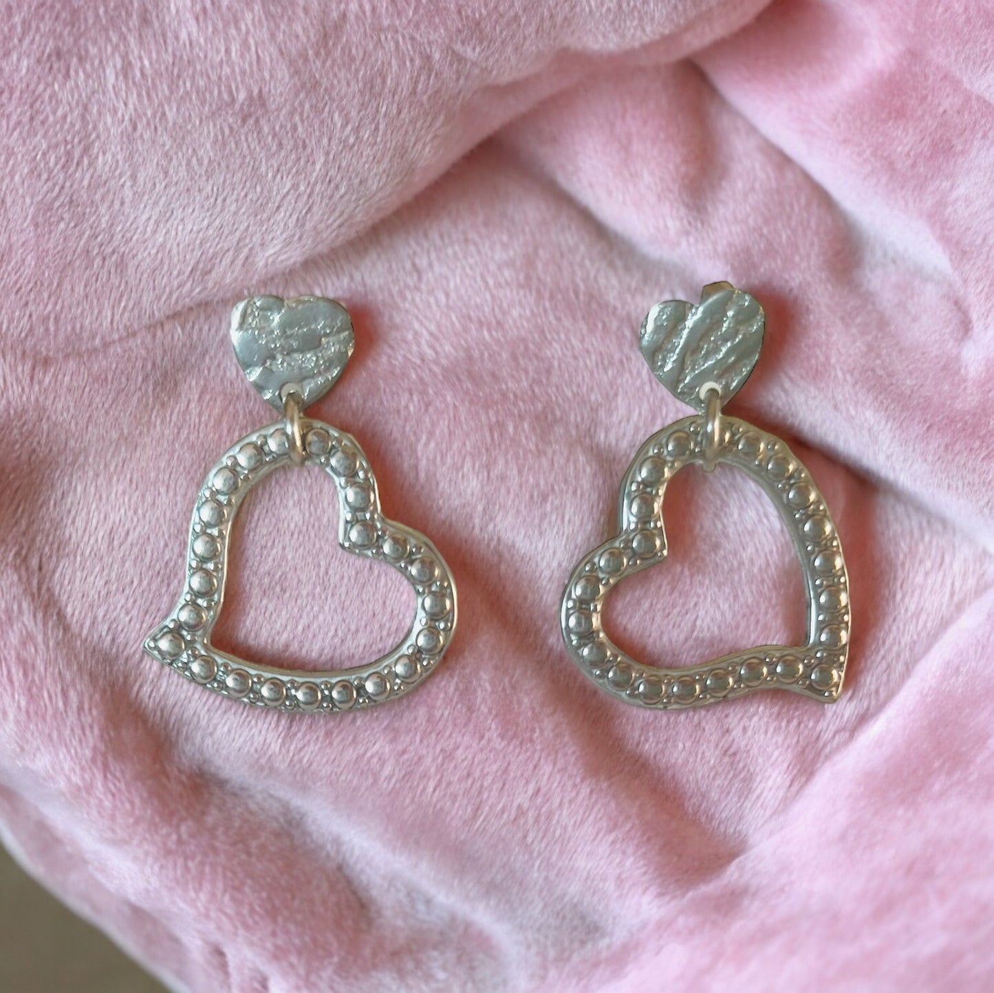 Orecchini in acciaio colore argento cuore grande