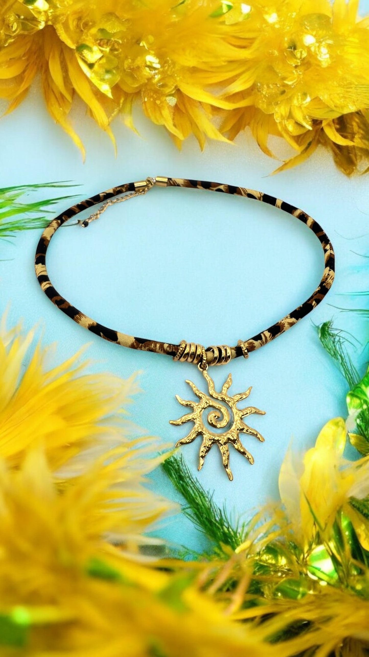 Girocollo in tessuto e acciaio