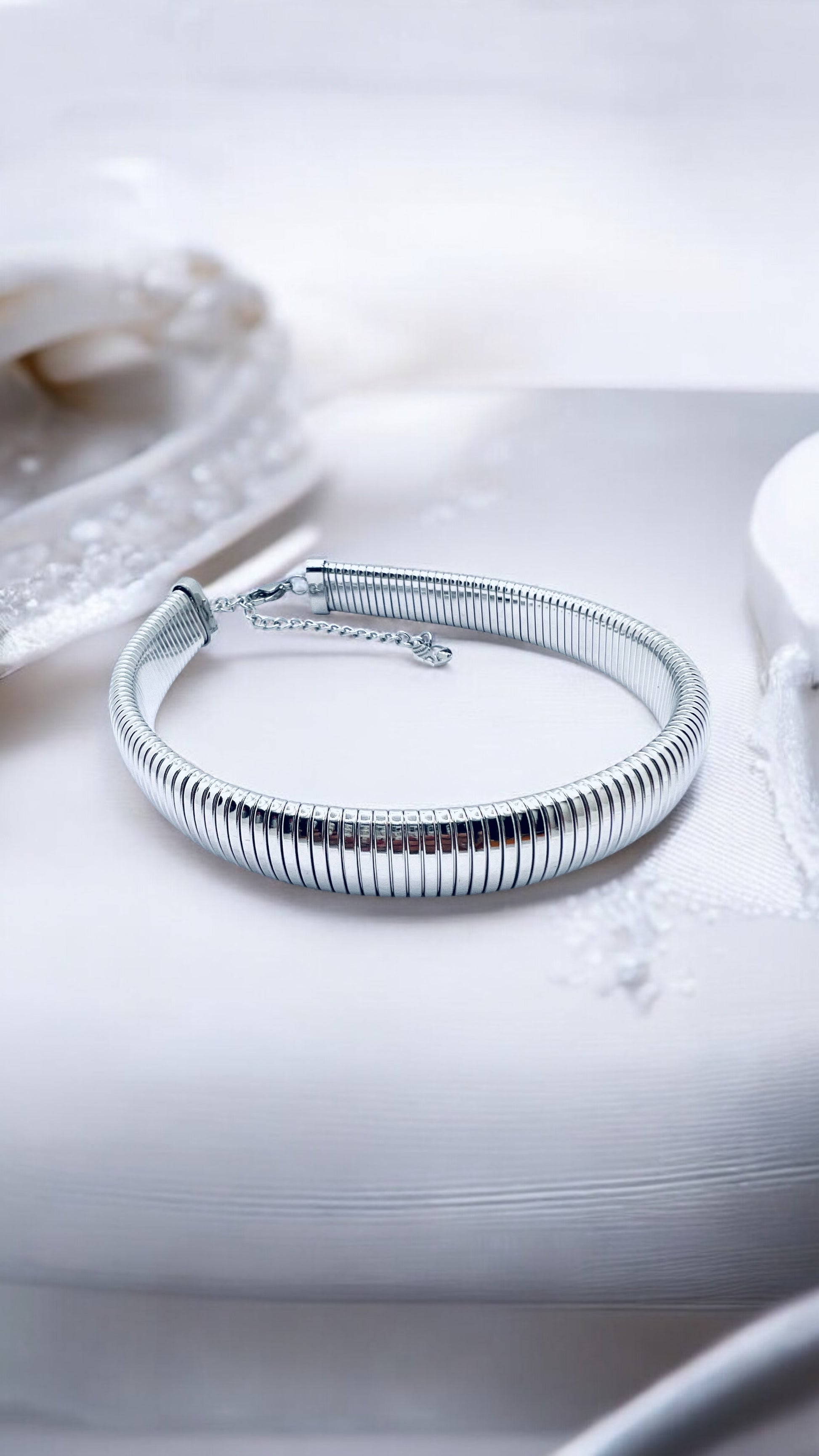 Girocollo in acciaio