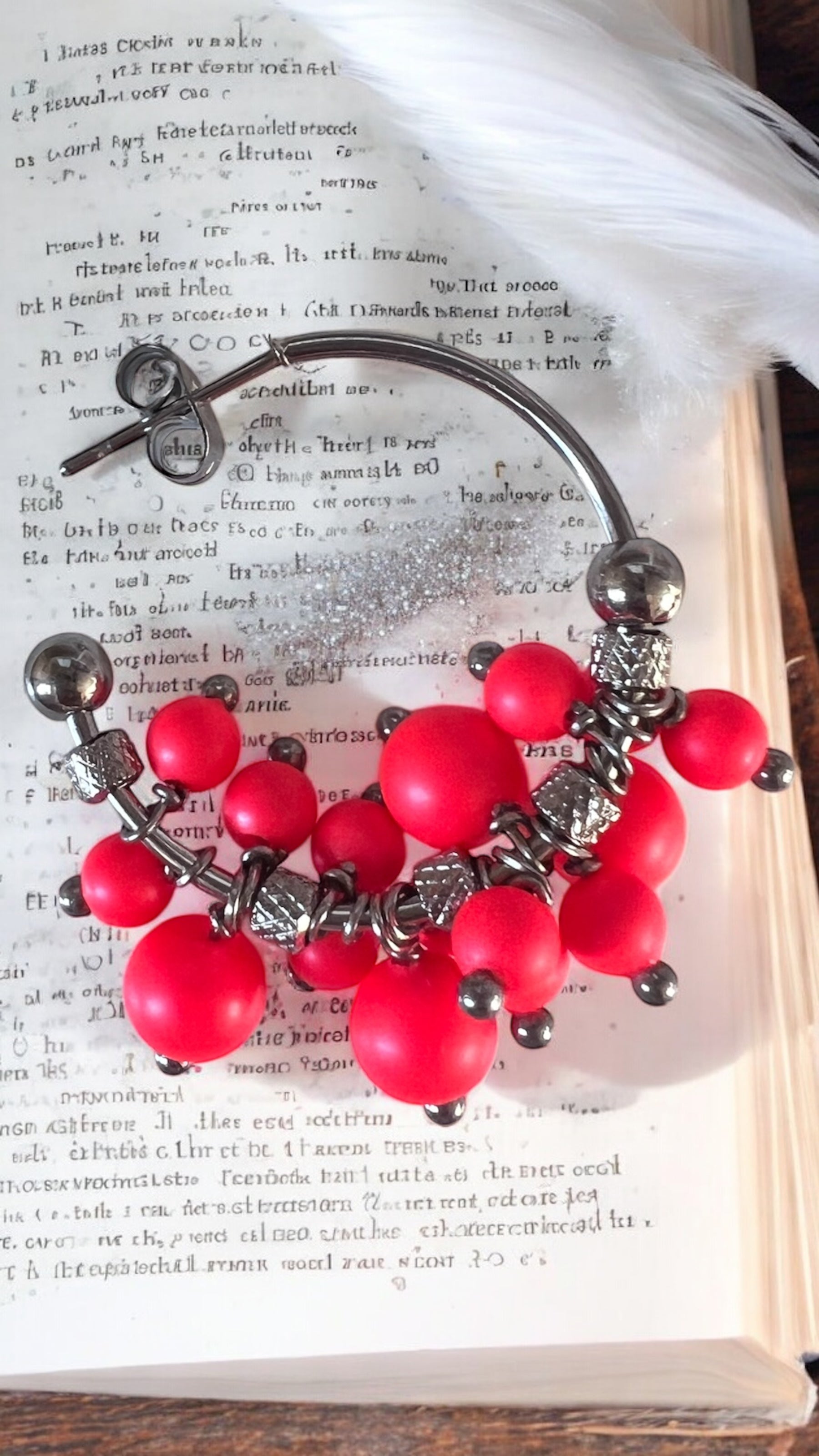 Mono orecchino in acciaio e perle Swarovski