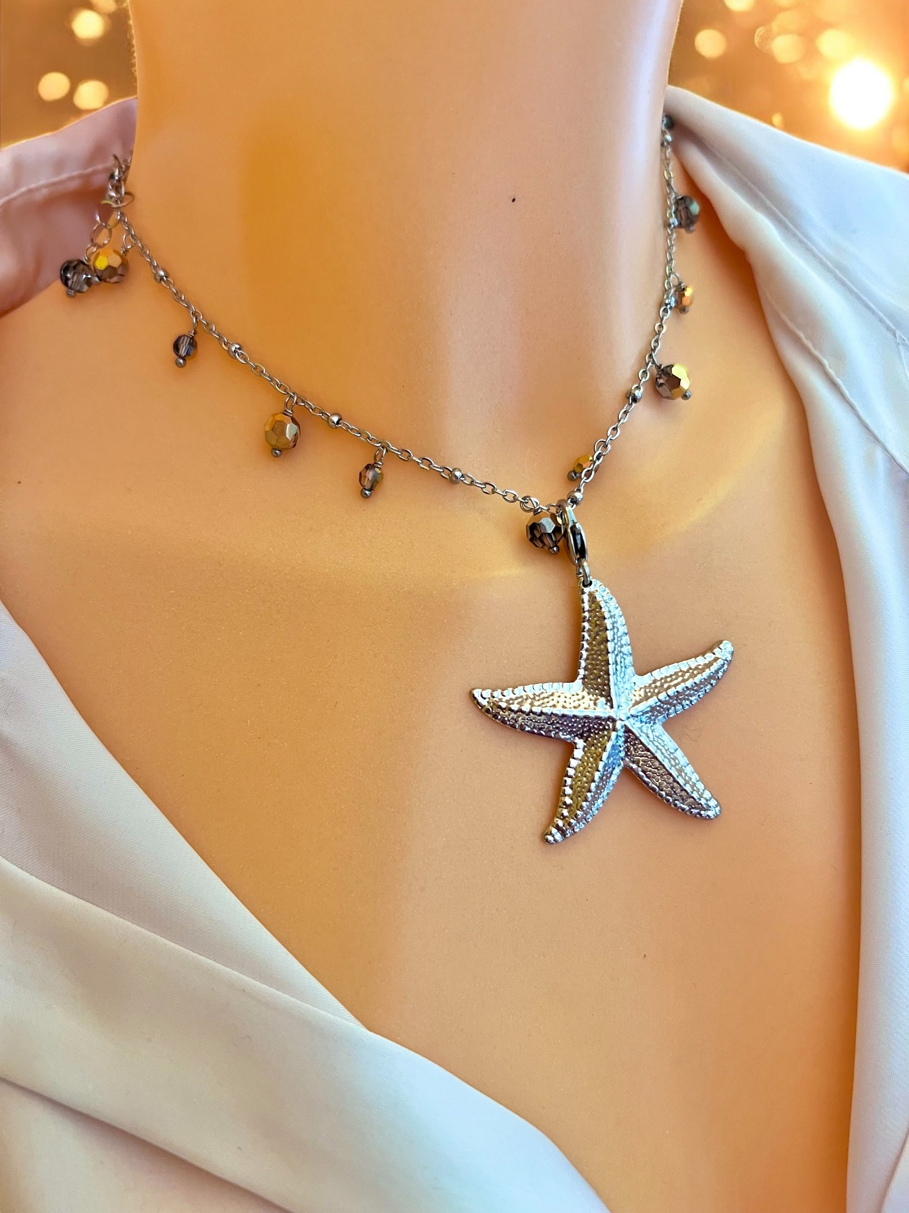 Girocollo in acciaio e cristalli