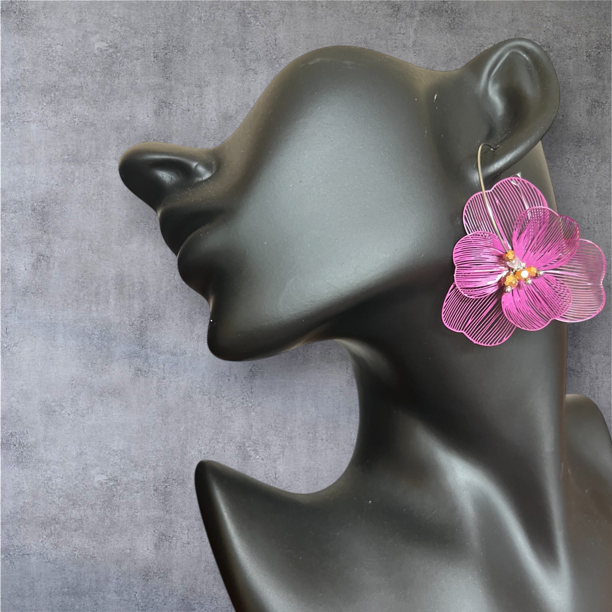 Mono orecchino in acciaio e cristalli