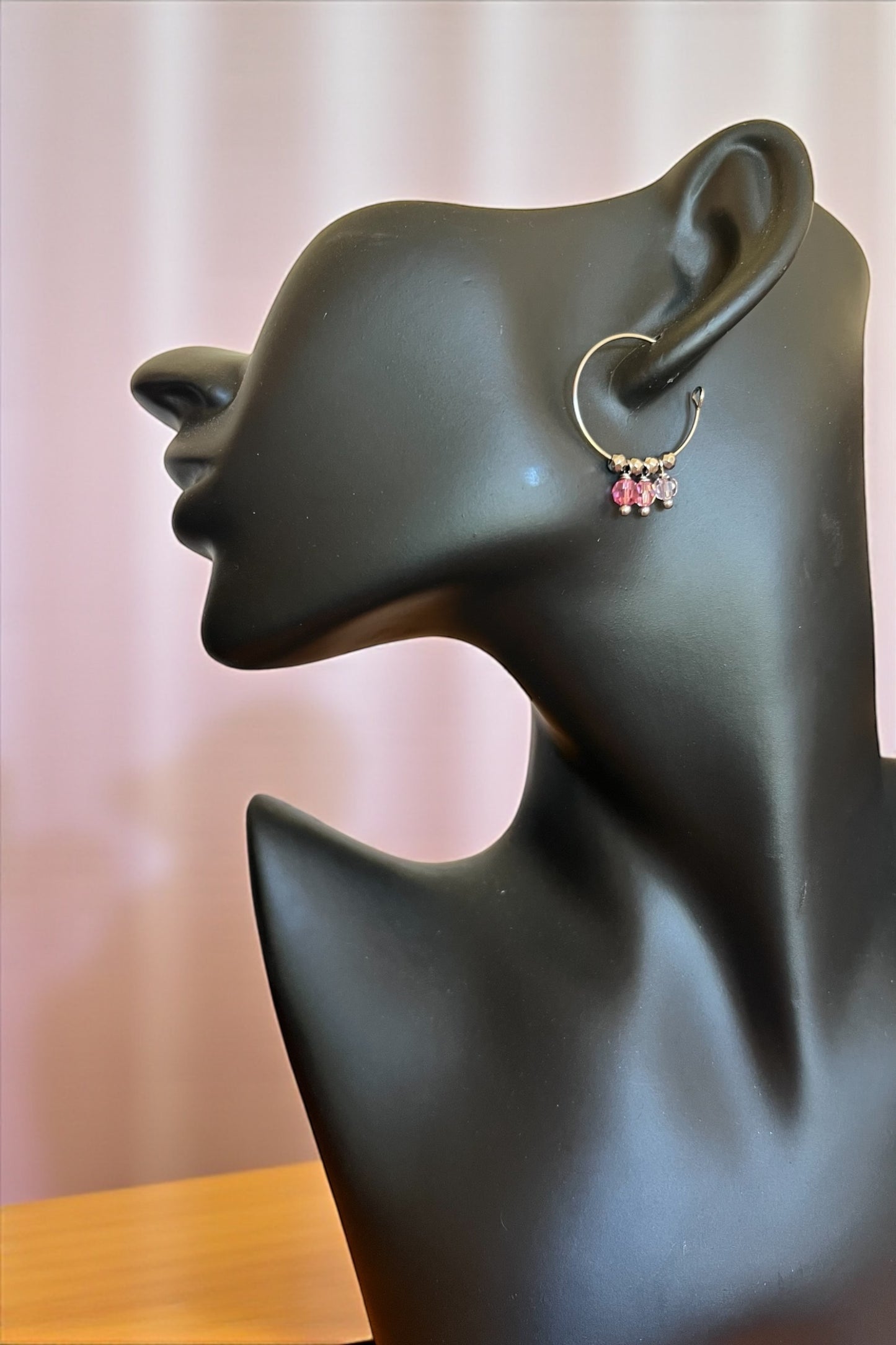 Mono orecchino in acciaio e cristalli