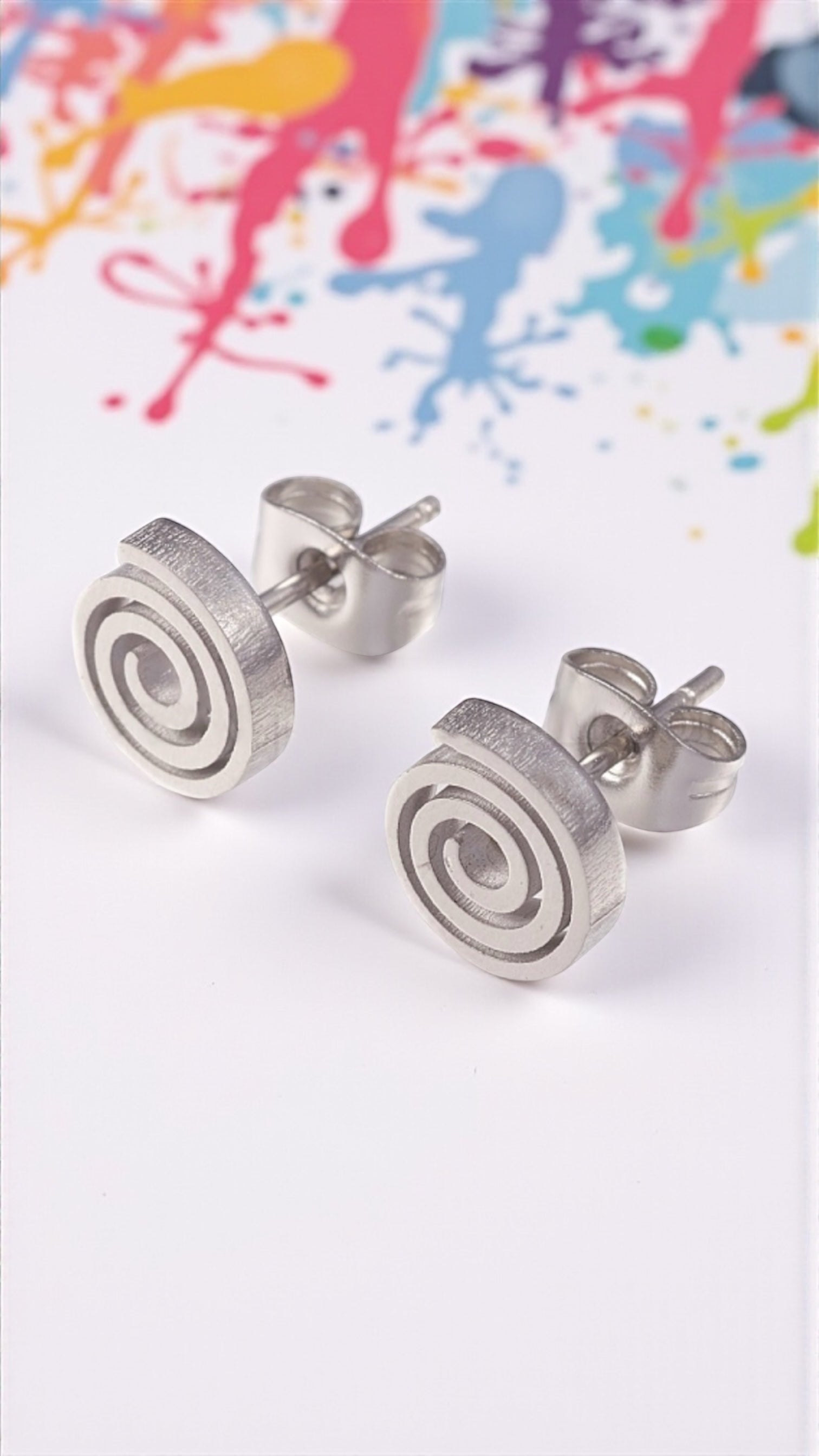 Orecchini a lobo in acciaio a spirale