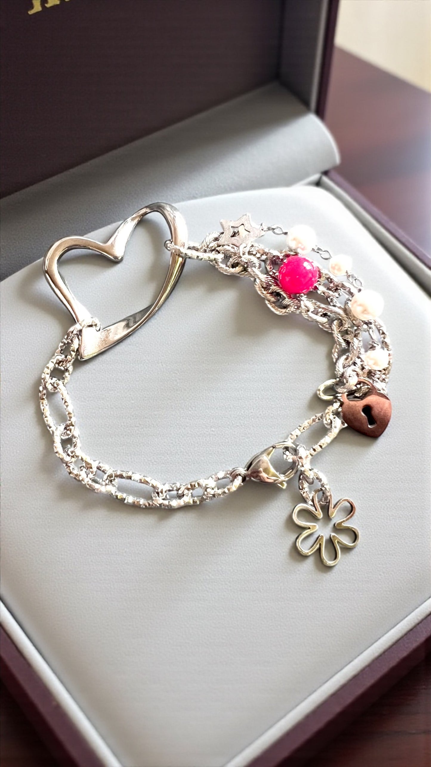 Bracciale acciaio rubino lab e perle di conchiglia