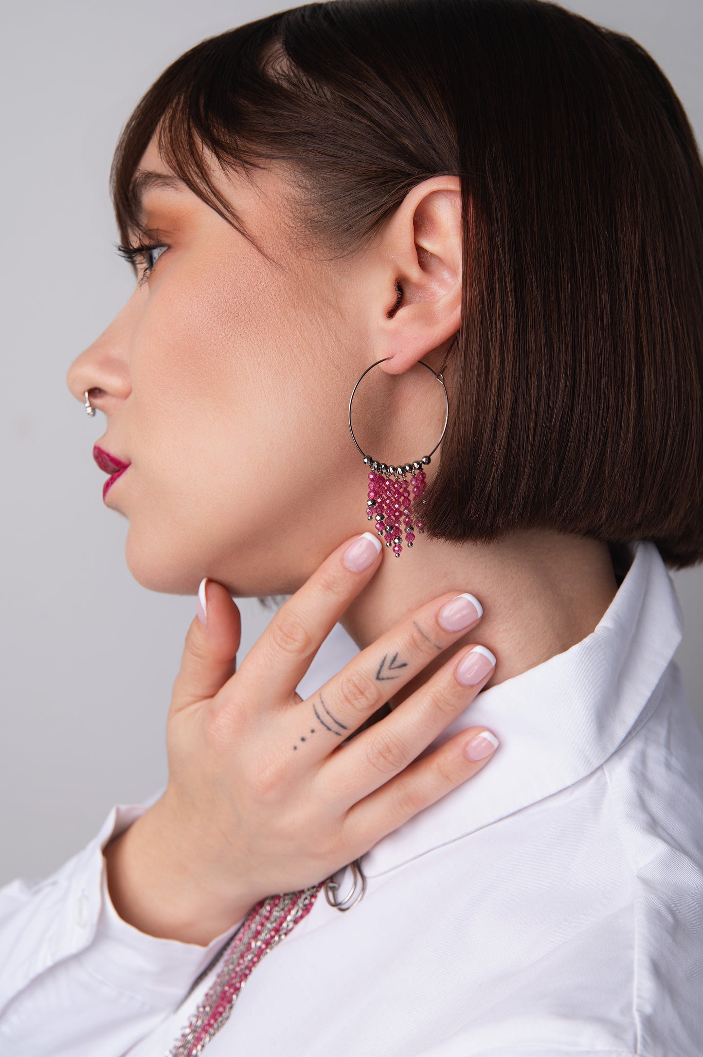 Mono orecchino in acciaio e zirconi firmato Vizio Gioielli