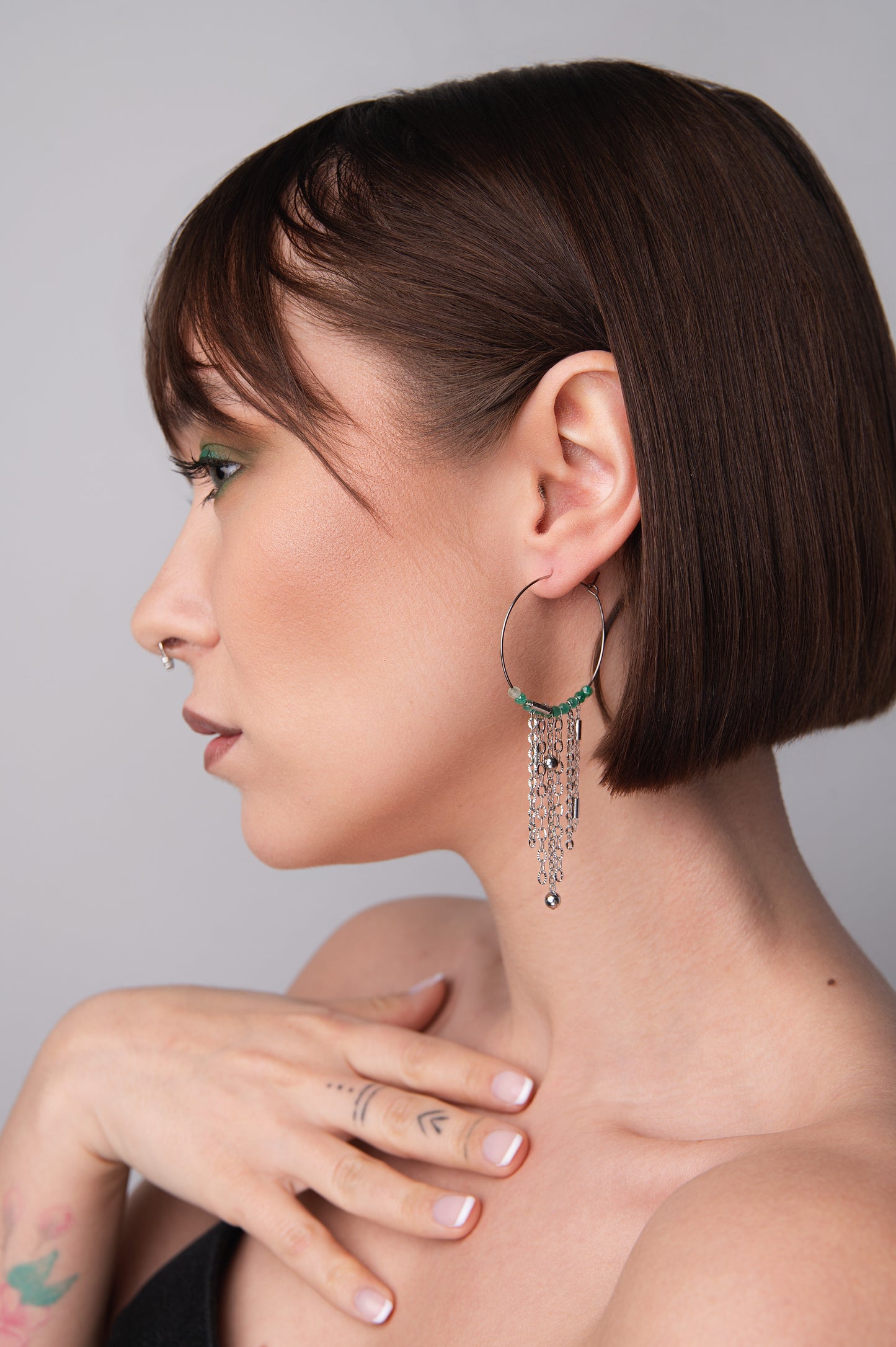 Mono orecchino in acciaio e zirconi firmato Vizio Gioielli