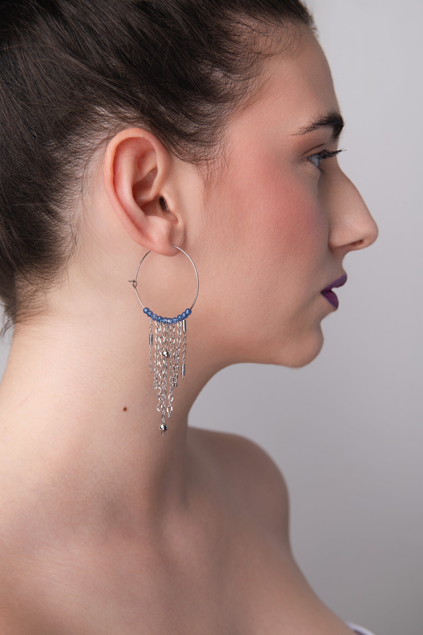Mono Orecchino Maxi in Acciaio con Zirconi blu e Catene firmato Vizio Gioielli