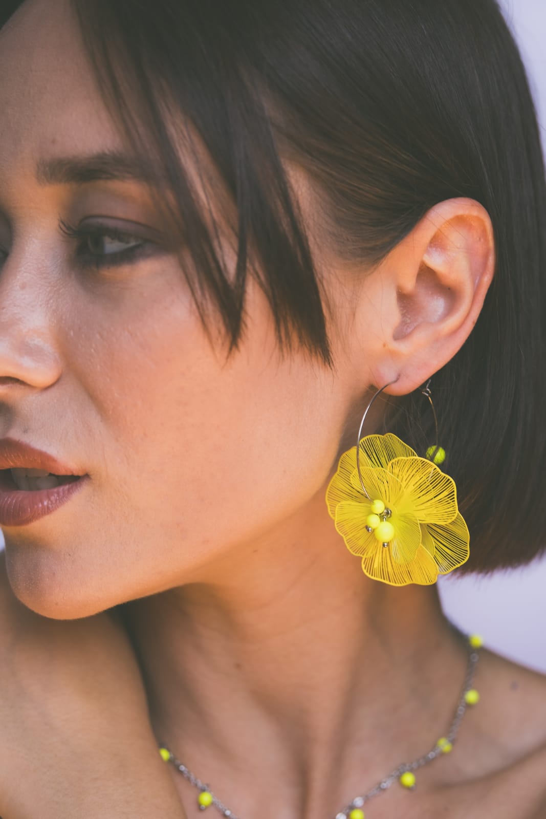 Mono orecchino, girocollo  in acciaio e perle Swarovski 